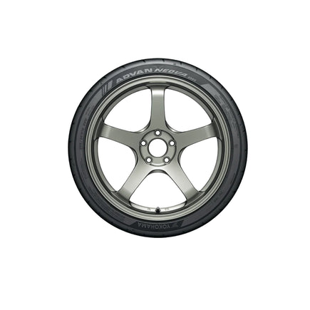 Yokohama Advan Neova AD09 245 40 R18 97W XL